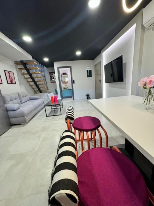 Pop Art Maisonette يانينة المظهر الخارجي الصورة