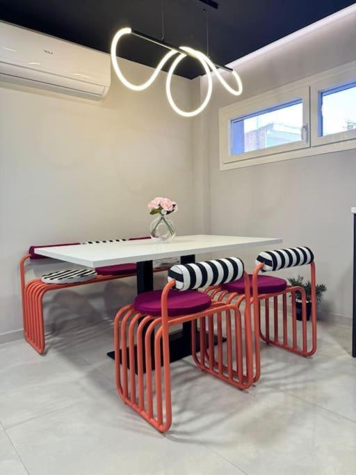 Pop Art Maisonette يانينة المظهر الخارجي الصورة